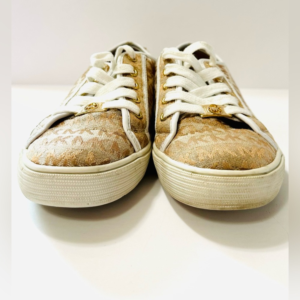 MICHAEL Michael Kors Girl Youth Ivy Nettle Sneaker Camel 2 US - Picture 2 of 9